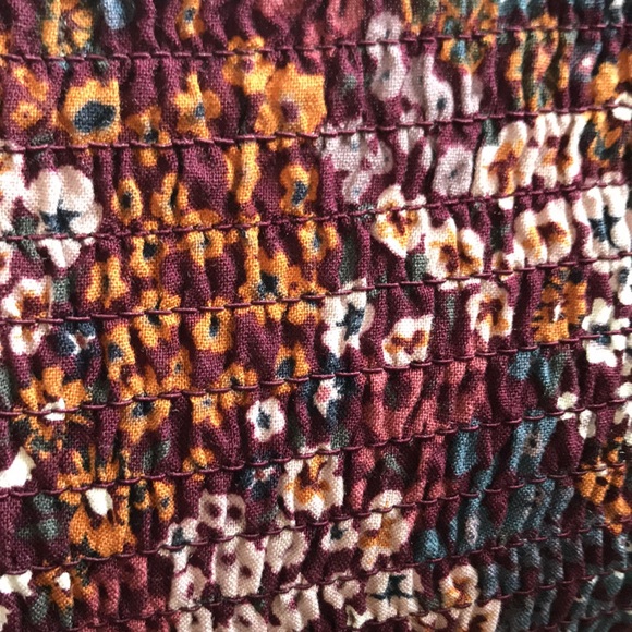 Floral Dress w/ Smocked Bodice / Tulip 3/4 length sleeves - Picture 8 of 16